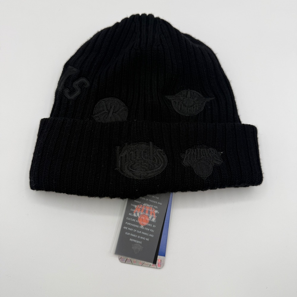 Kith Beanie Men One Size Black New York Knicks Logo Wool New Era Ribbed Knit NEW